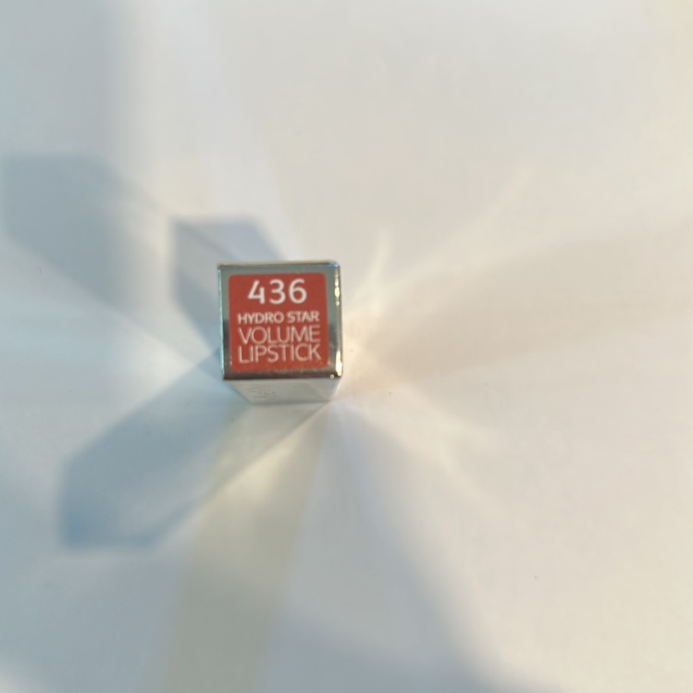 BeYu hydro star, volume lipstick, color 436